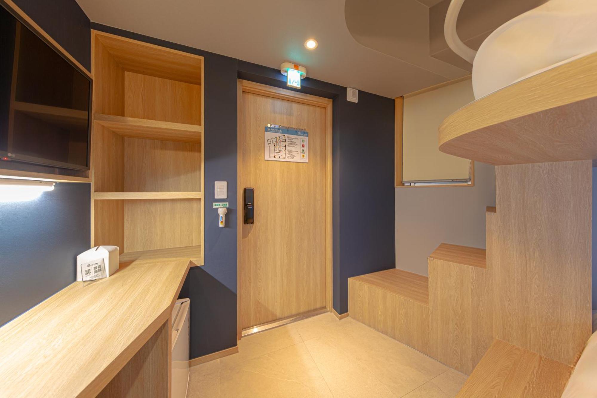 Uhoostay Myeongdong Guesthouse Seoul Ngoại thất bức ảnh