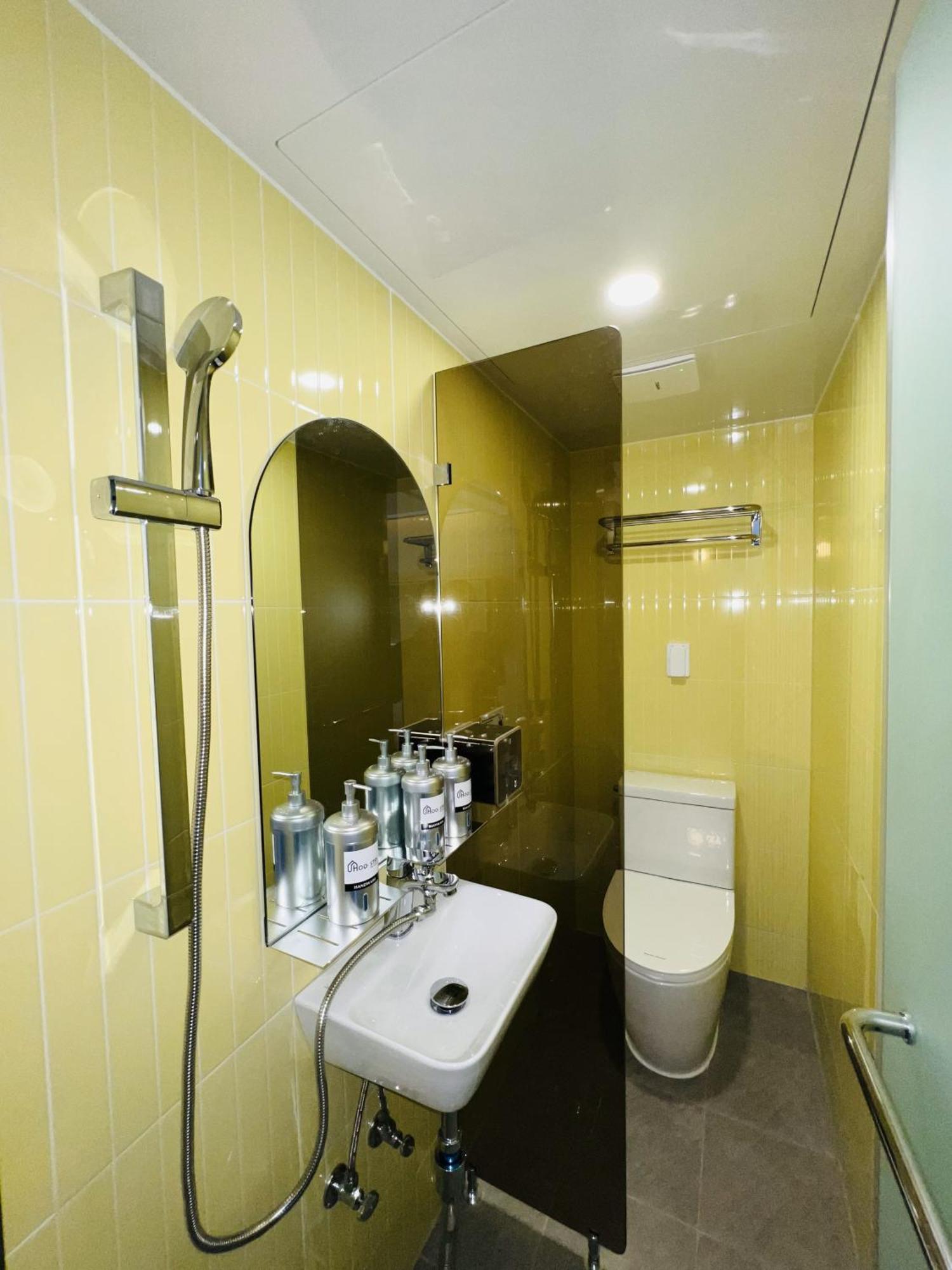 Uhoostay Myeongdong Guesthouse Seoul Ngoại thất bức ảnh