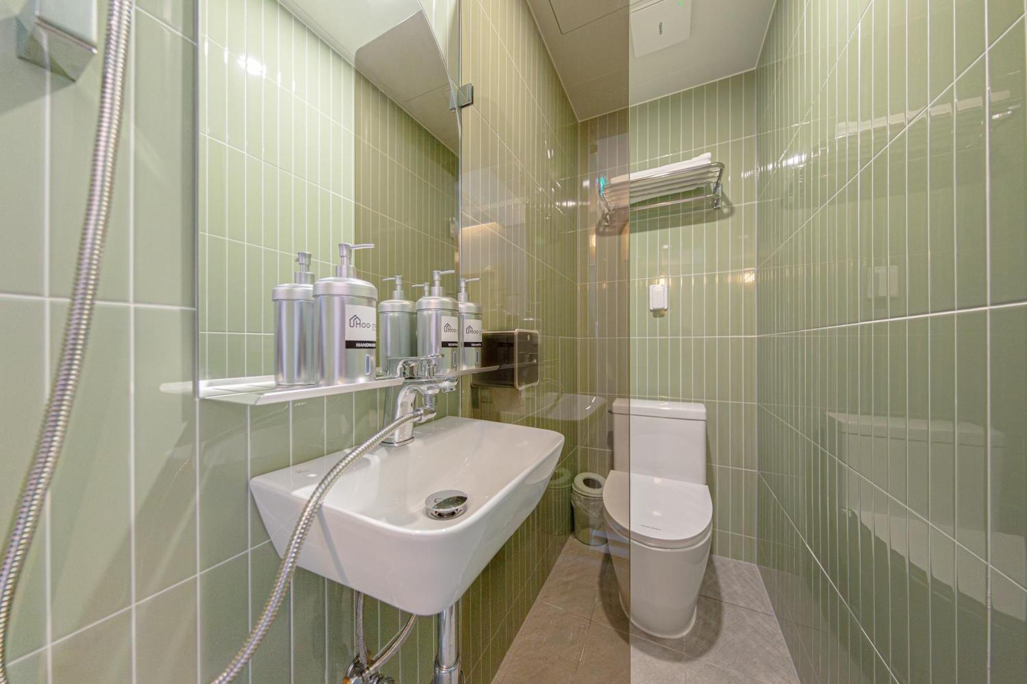Uhoostay Myeongdong Guesthouse Seoul Ngoại thất bức ảnh